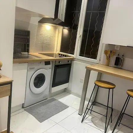 Apartment Confortable Tres Proche Du Centre De