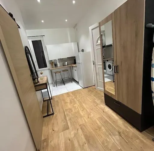 Confortable Tres Proche Du Centre De Apartment Nimes